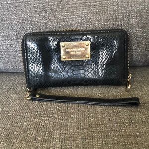 Exotic Michael Kors wallet *SALE*
